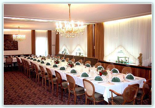 Hotel Goldinger Ландштуль Ресторан фото